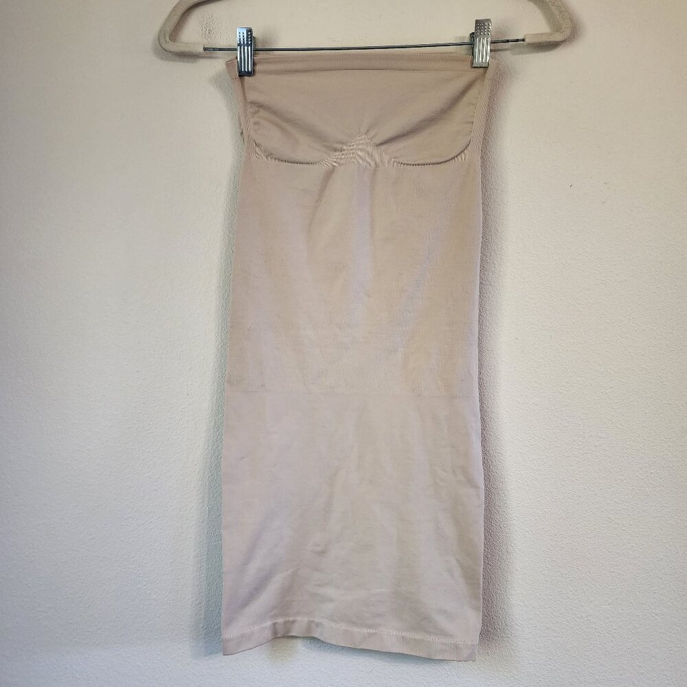 Victoria Secret Women Bodyshape Slip Spandex Sz L light Tan MicroNylon Blend